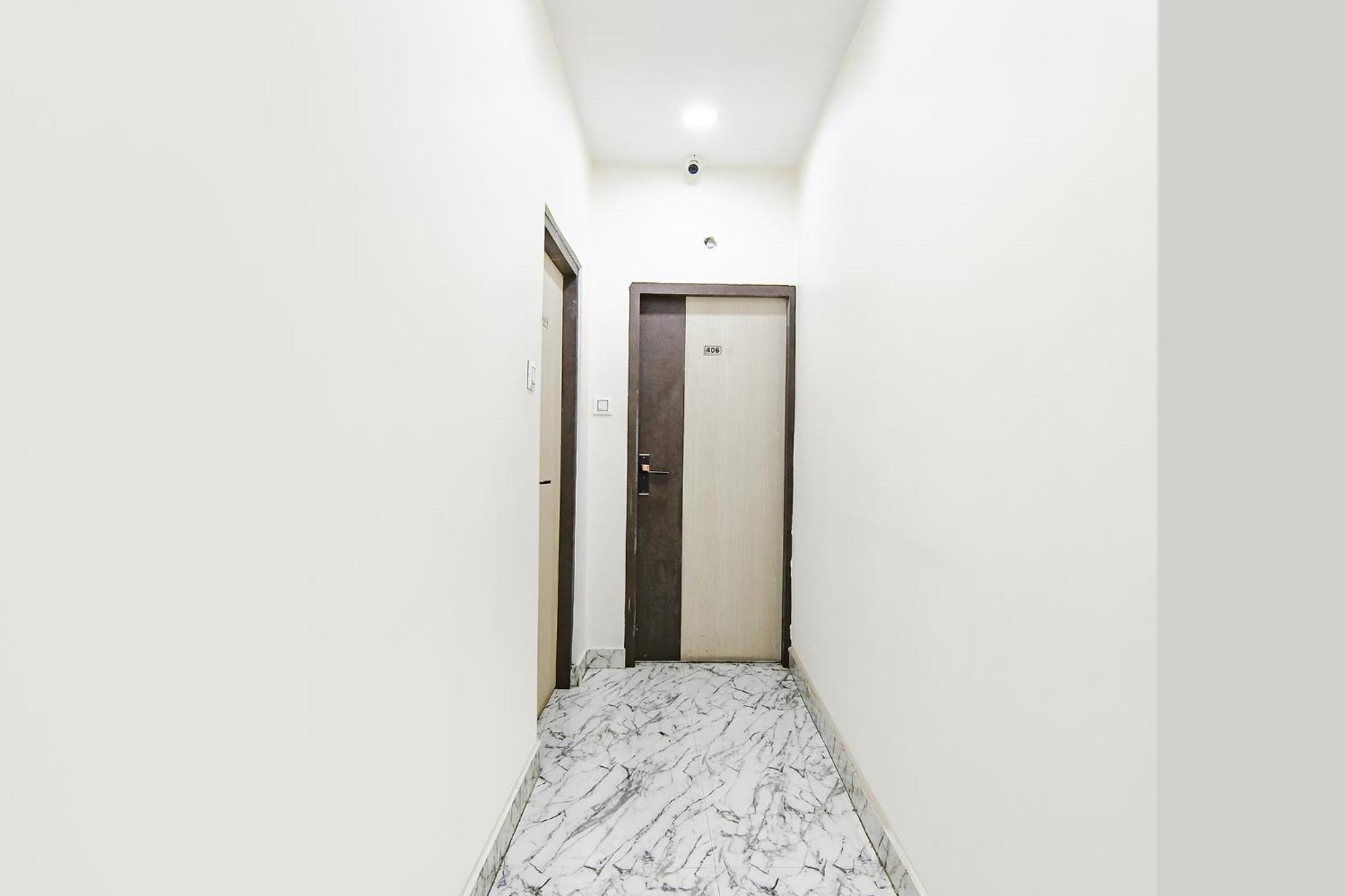 Fabexpress Sr Royale - Nr Sealdah Station Hotel โกลกาตา ภายนอก รูปภาพ